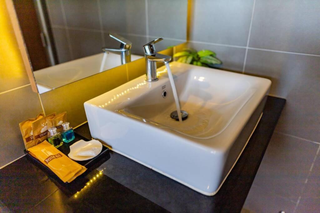 Honeybee Pool Villa Smooth As Silk Ao Nang Dış mekan fotoğraf
