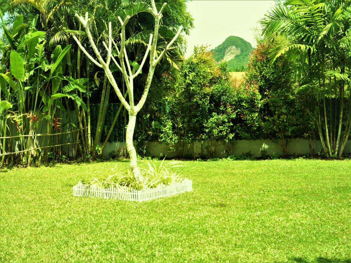Honeybee Pool Villa Smooth As Silk Ao Nang Dış mekan fotoğraf